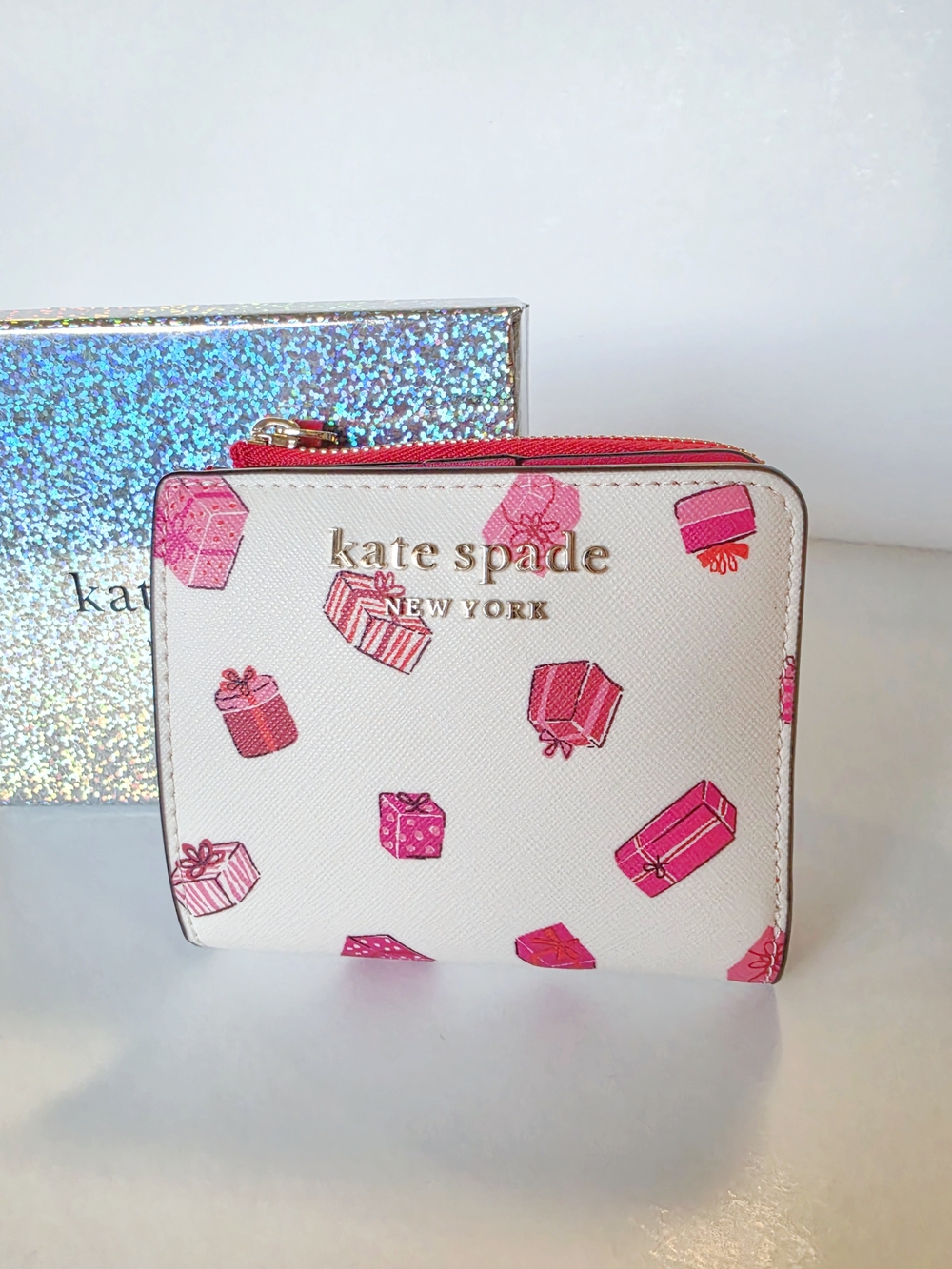 NEW Kate Spade Cameron Small Zip Leather Bifold Wallet Printed Gifts Pink